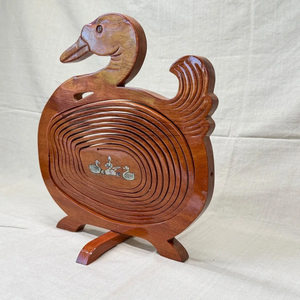 Vintage Wooden Duck Trivet French Country‎ Kitchen Decor Inlay Mother of Pearl - Picture 4 of 8